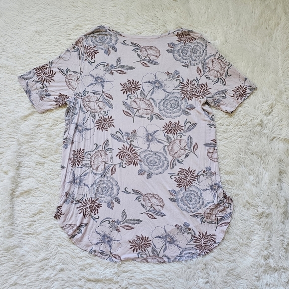 Maurices Floral Flawless stretchy t-shirt size‎ 1X (2X 3X) - Picture 9 of 10